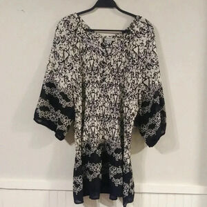 Catherine's Black & White Print Top